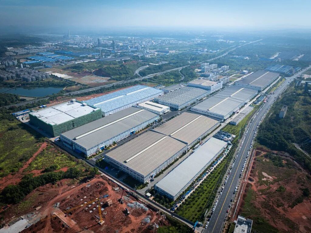 投资5.5亿!比亚迪全自动三喷一烤涂装线亮眼!