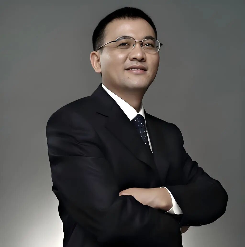 东方雨虹李卫国：寒冬中锁定双轮驱动闯出破局路径