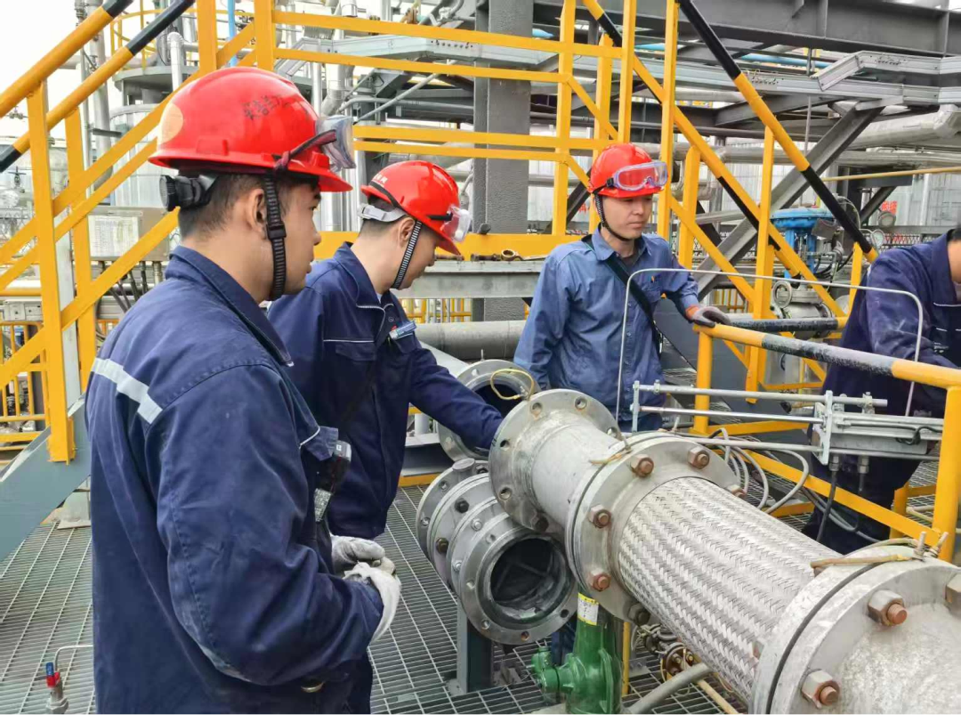 中泰新材料：净化车间高效处置故障筑牢环保生产防线