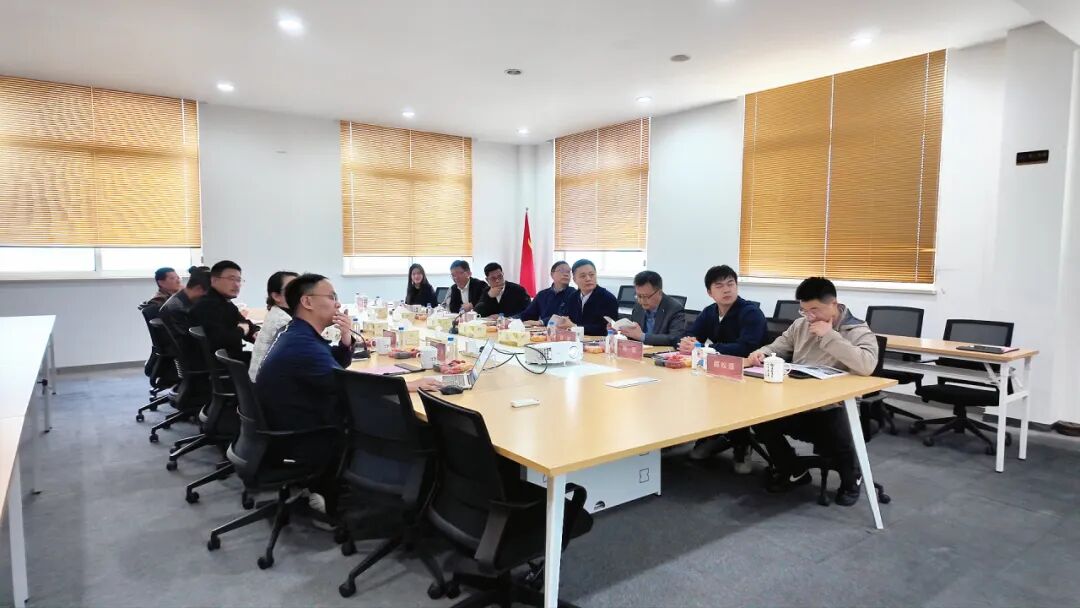 江苏省钢铁服务业协会参访江苏冠军集团